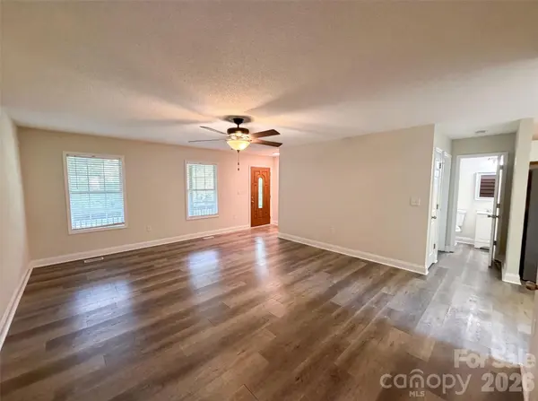 930 Marshall DR, Concord, NC 28027