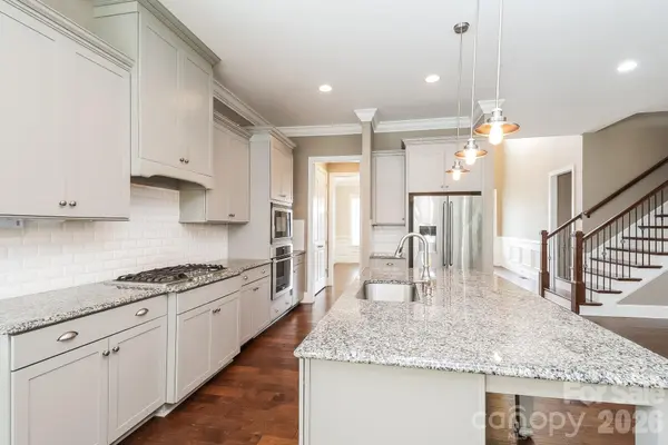 205 N Centurion LN, Mount Holly, NC 28120