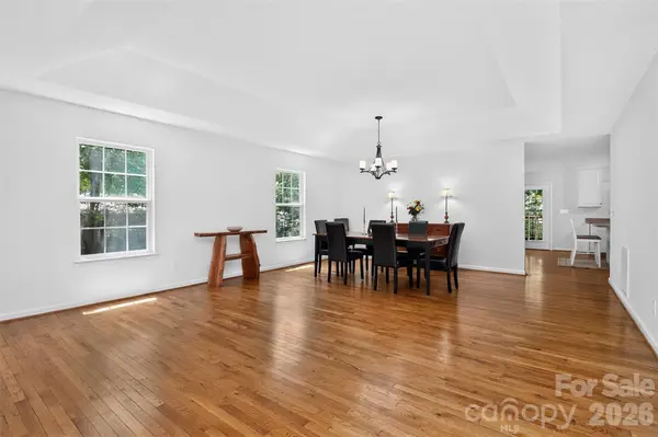 7912 Ritter DR, Charlotte, NC 28270