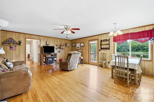 456 Swearing Creek DR, Lexington, NC 27292