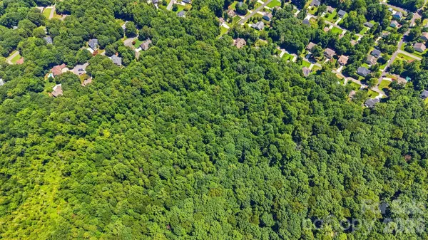 5841 Pamela ST, Huntersville, NC 28078