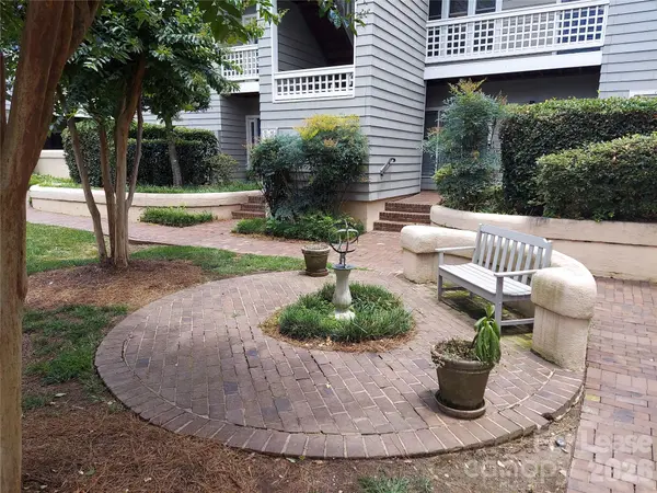 226 Queens RD #68, Charlotte, NC 28204