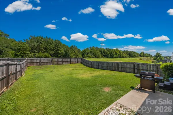 1772 Eastway DR, Dallas, NC 28034