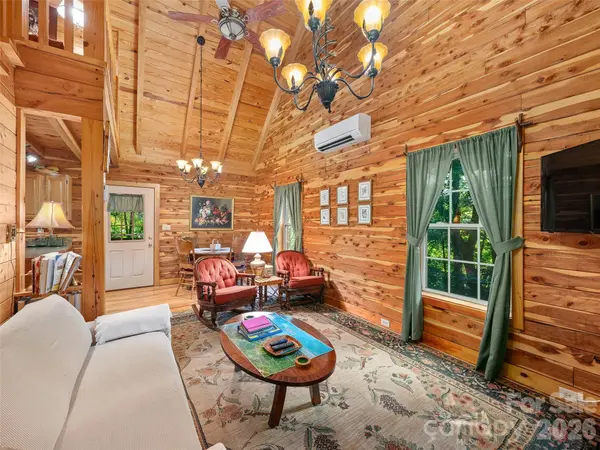 284 Simmons Ridge RD, Spruce Pine, NC 28705