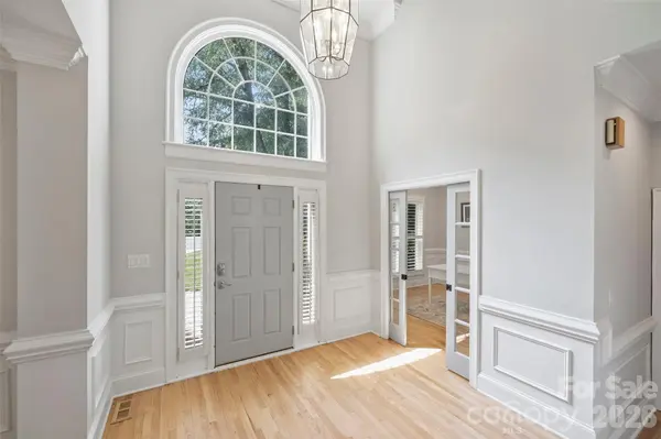 7701 Walthall CT, Charlotte, NC 28210