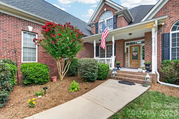 106 Spinnaker Bay LN #59, Lake Wylie, SC 29710