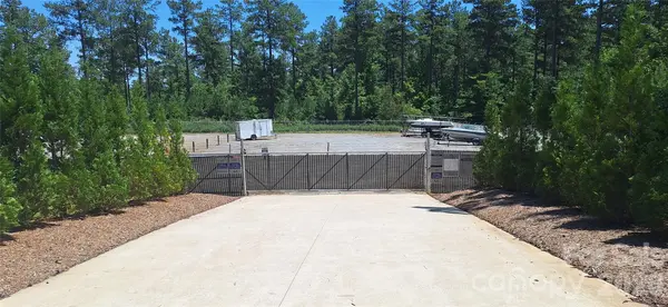 2478 Jumping RUN, Connelly Springs, NC 28612