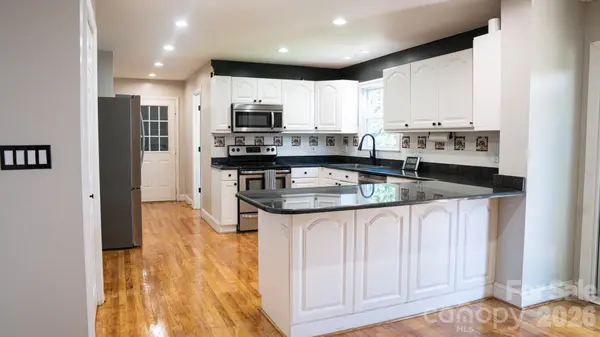6567 Keeneland TRL, Vale, NC 28168