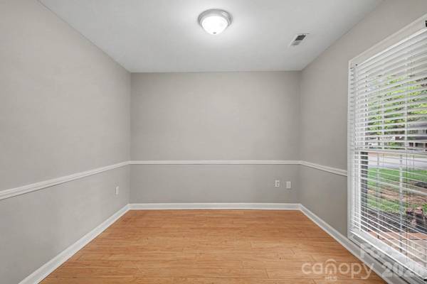 5200 Birchbark LN, Charlotte, NC 28227