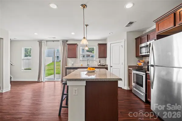 105 Beam DR, Mooresville, NC 28115