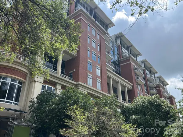 435 S Tryon ST #708, Charlotte, NC 28202