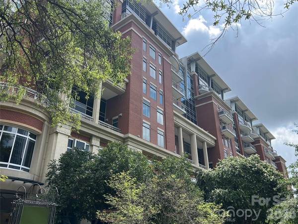 435 S Tryon ST #708, Charlotte, NC 28202
