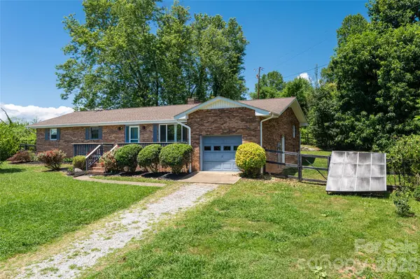 187 Sheehan RD, Fletcher, NC 28732
