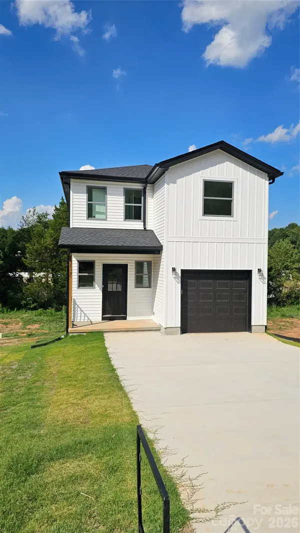 2920 21ST street LN NE, Hickory, NC 28601