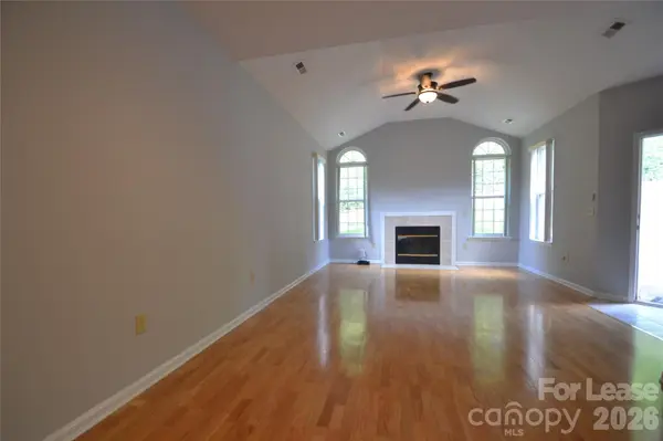 8035 Sultana CIR, Charlotte, NC 28227