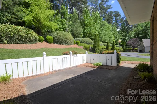 8035 Sultana CIR, Charlotte, NC 28227