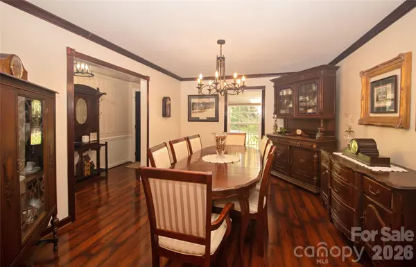 8301 Abercorn LN, Charlotte, NC 28227