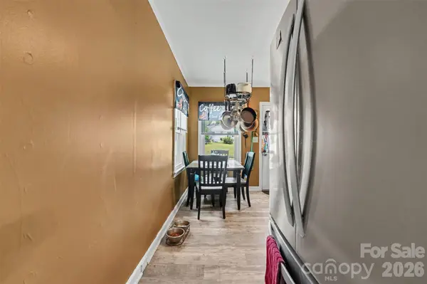 109 S Pine ST, Lowell, NC 28098