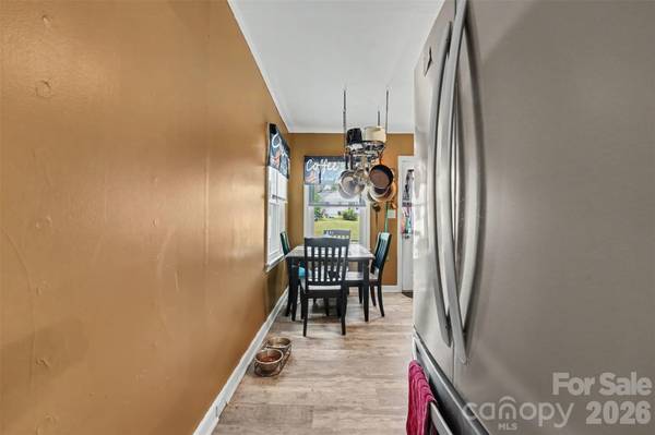 109 S Pine ST, Lowell, NC 28098