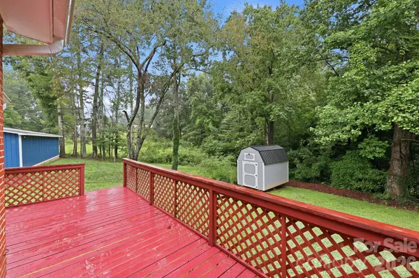 5418 Nix Creek RD, Marion, NC 28752