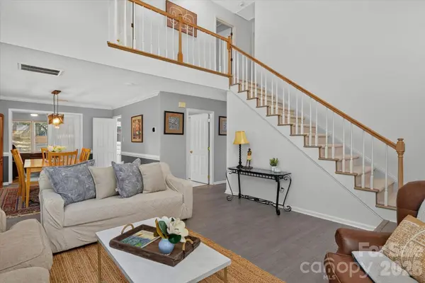 9801 Deer Spring LN, Charlotte, NC 28210