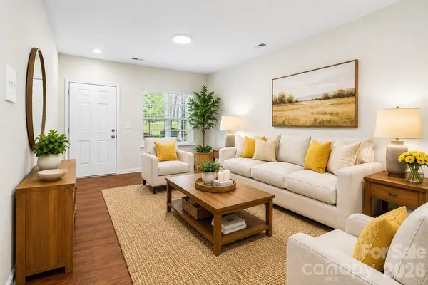5516 John Mcdowell PL #2504, Charlotte, NC 28217