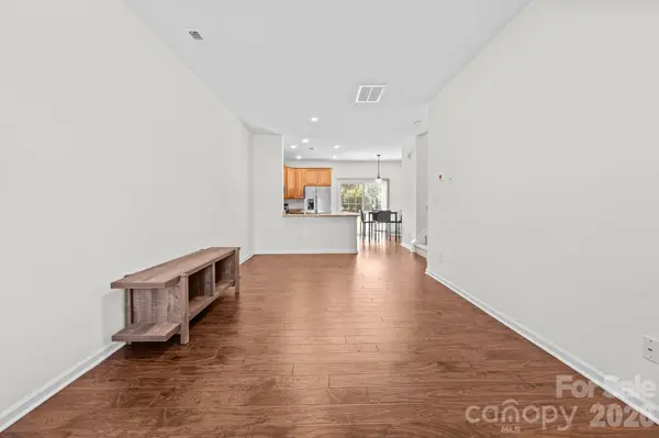 5516 John Mcdowell PL #2504, Charlotte, NC 28217
