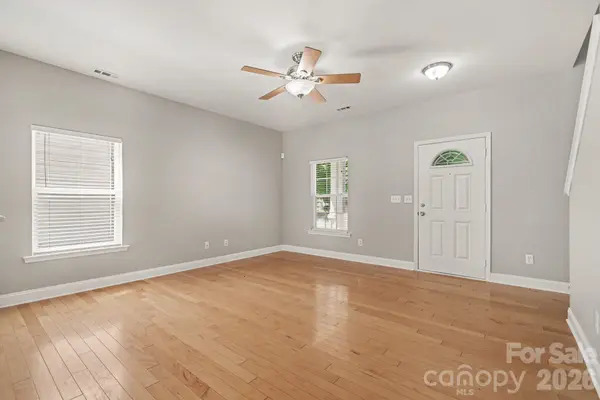 9228 Seamill RD, Charlotte, NC 28278