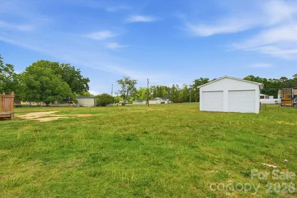 990 Colonial DR, China Grove, NC 28023