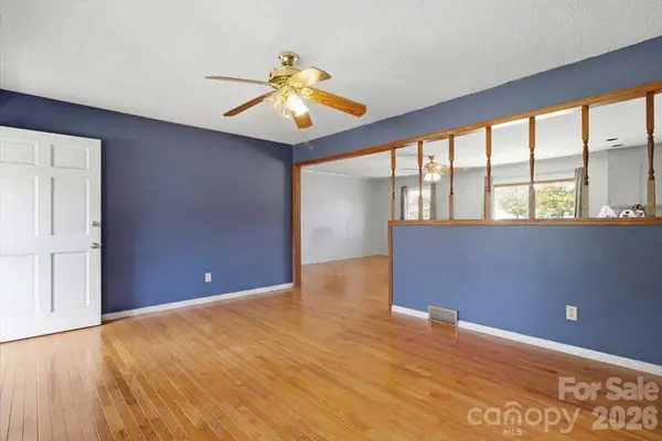 990 Colonial DR, China Grove, NC 28023
