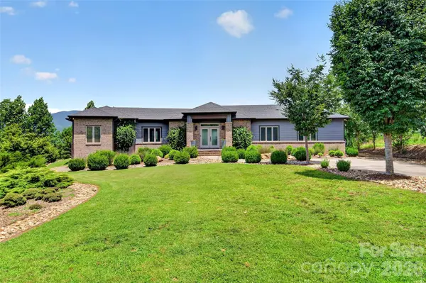 362 Captains DR, Nebo, NC 28761