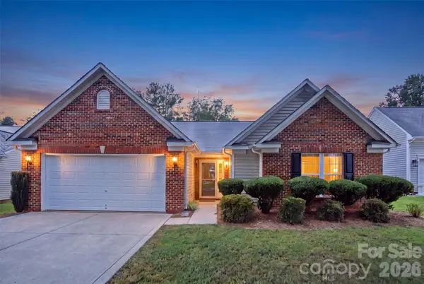 325 Dutchmans Meadow DR, Mount Holly, NC 28120