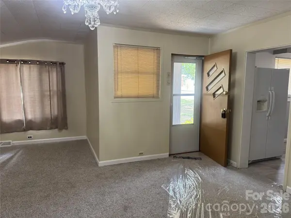 709 Sunset DR, Salisbury, NC 28147