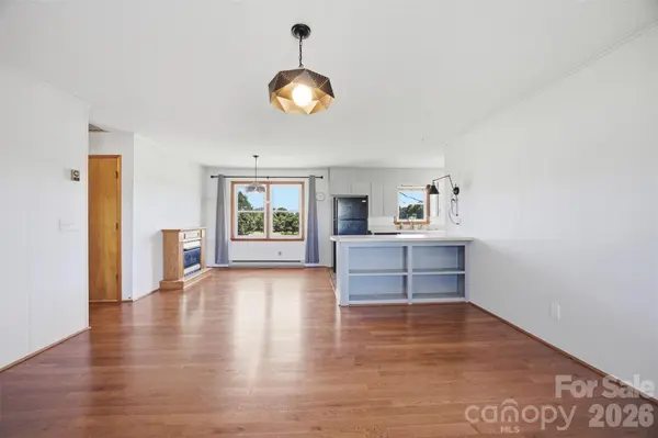 128 Old Hollis RD, Ellenboro, NC 28040