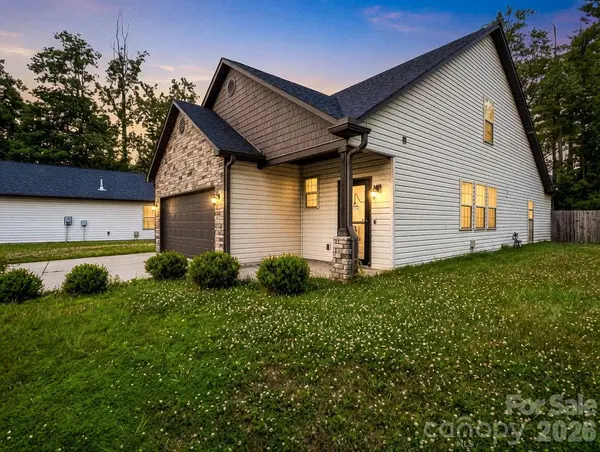 198 N River RD, Fletcher, NC 28732