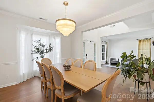 6226 Castlecove RD, Charlotte, NC 28278