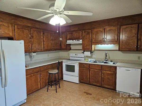 221 Pointe CIR, Rock Hill, SC 29732