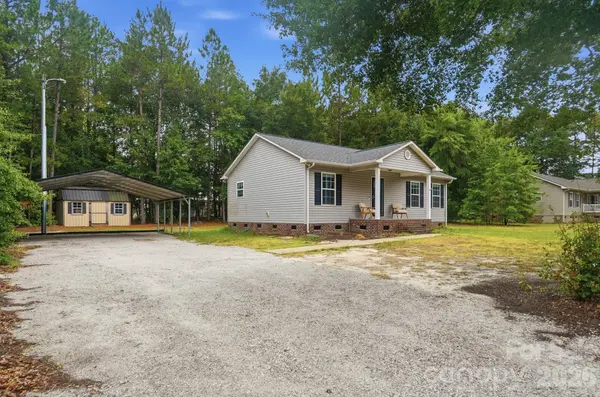 102 Twin Brook LN, Pageland, SC 29728
