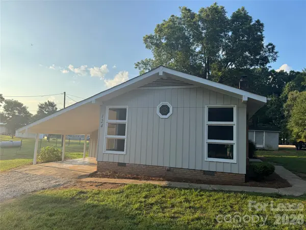 124 Roxie LN, Belmont, NC 28012
