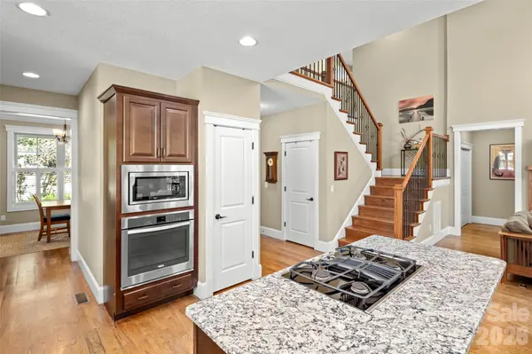 2 Ayr CT, Arden, NC 28704