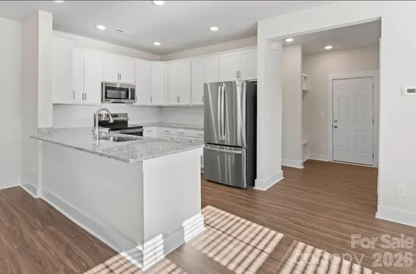 484 Shasta ST #5402, Gastonia, NC 28052