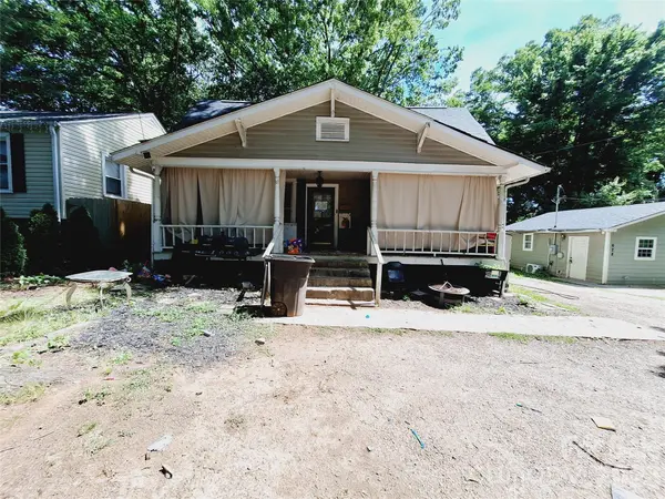 632 Wood ST, Statesville, NC 28677