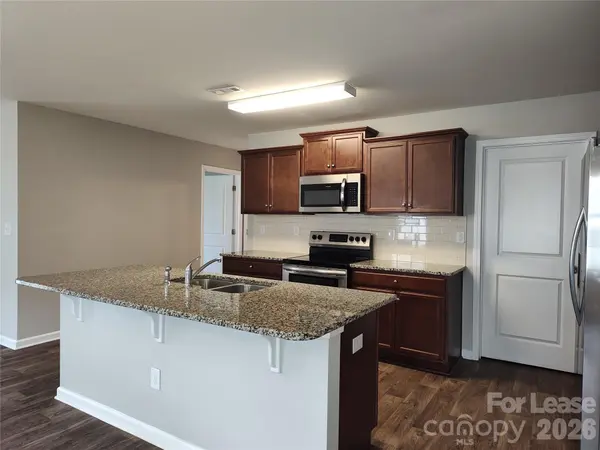 6731 Broad Valley CT, Charlotte, NC 28216