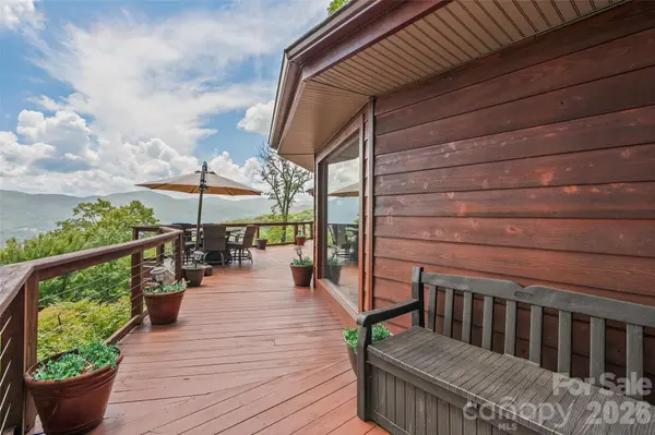 632 Dogwood TRL, Waynesville, NC 28786