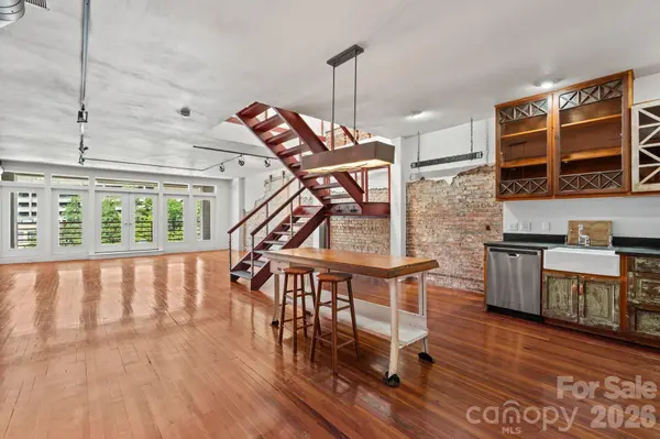 57 Broadway ST #A & 101, Asheville, NC 28801