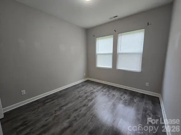 424 Queens RD, Gastonia, NC 28052