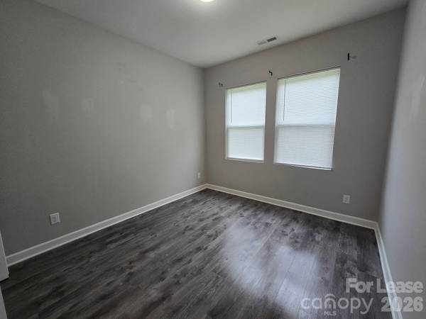 424 Queens RD, Gastonia, NC 28052
