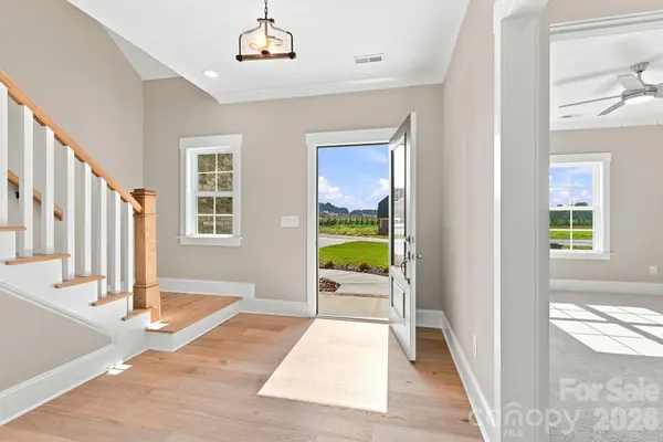257 Sandpiper DR #04, Lexington, NC 27295