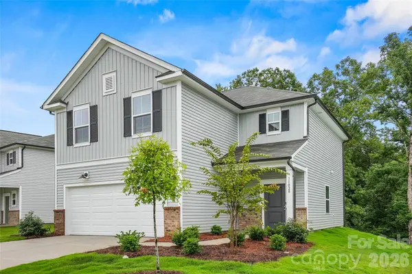 10015 Limpkin LN, Charlotte, NC 28278