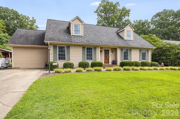 318 Sharon AVE NW, Lenoir, NC 28645